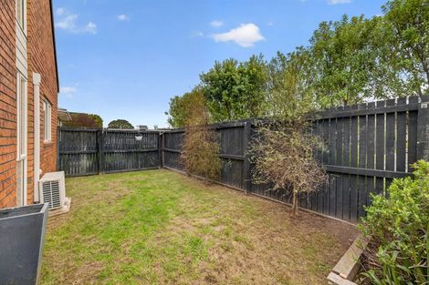 Photo of property in 76 Barbour Street, Waltham, Christchurch, 8011
