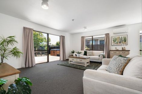 Photo of property in 1/111 Gilberthorpes Road, Hei Hei, Christchurch, 8042