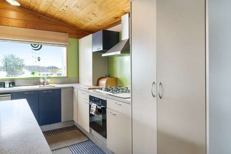 Photo of property in 4 Gordon Paul Place, Tuakau, 2121