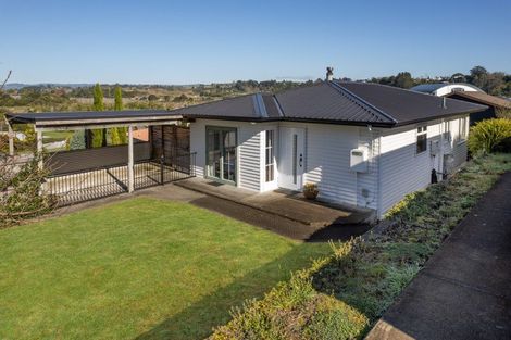 Photo of property in 17a Humber Crescent, Gate Pa, Tauranga, 3112