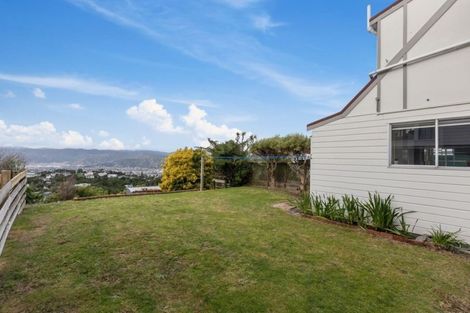 Photo of property in 264b Dowse Drive, Maungaraki, Lower Hutt, 5010