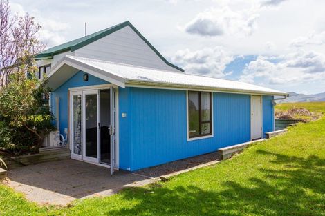 Photo of property in 119 Jetty Road, Castlepoint, Tinui, 5889