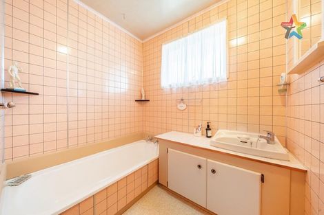 Photo of property in 156 Taita Drive, Avalon, Lower Hutt, 5011