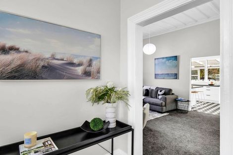 Photo of property in 15 Kelvin Street, Aramoho, Whanganui, 4500