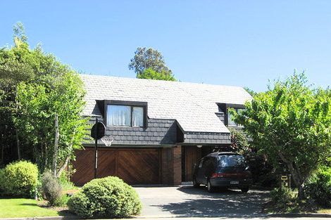 Photo of property in 35 Rembrandt Place, Burnside, Christchurch, 8053