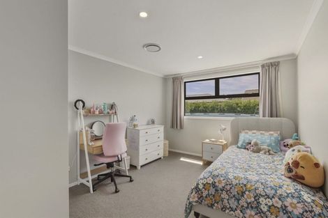 Photo of property in 9 Rawiri Drive, Bell Block, New Plymouth, 4312