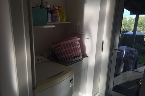 Photo of property in 163 Oraha Road, Kumeu, 0892