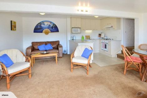 Photo of property in 2e Weranui Road, Waiwera, Orewa, 0994