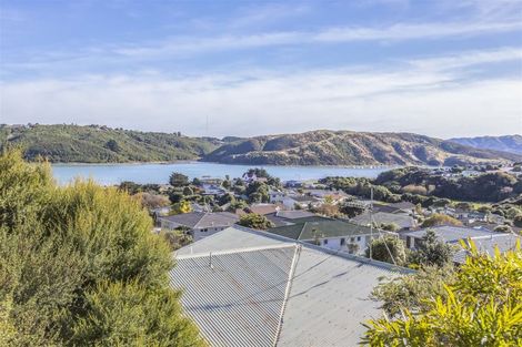 Photo of property in 16 Kinloch Place, Papakowhai, Porirua, 5024