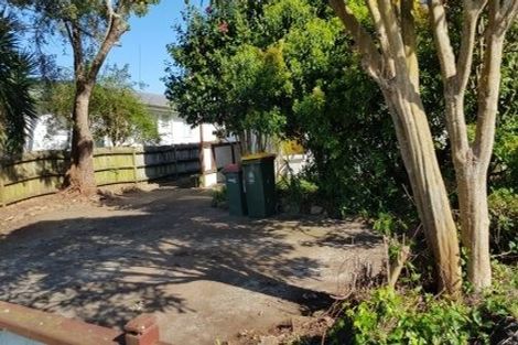 Photo of property in 69 Casuarina Road, Half Moon Bay, Auckland, 2012