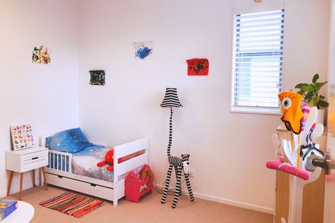 Photo of property in 68 Mackay Drive, Greenhithe, Auckland, 0632