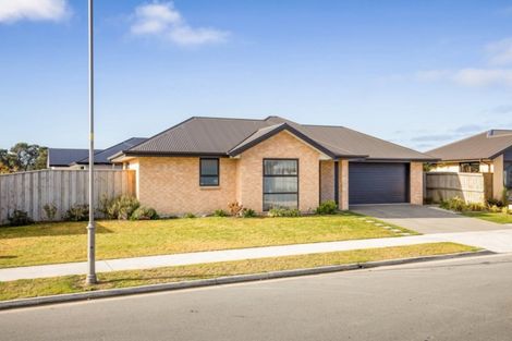 Photo of property in 48 Sutherland Drive, Kaiapoi, 7630