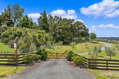 Photo of property in 1071 Tauhoa Road, Kaipara Flats, Warkworth, 0984