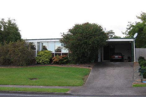 Photo of property in 35 Stanniland Street, Sunnyhills, Auckland, 2010
