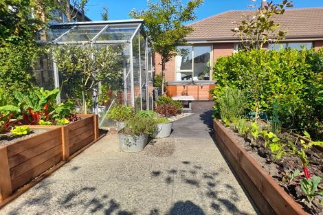 Photo of property in 2 Kent Place, Mosgiel, 9024