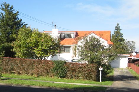 Photo of property in 13 Grande Vue Road, Hillpark, Auckland, 2102