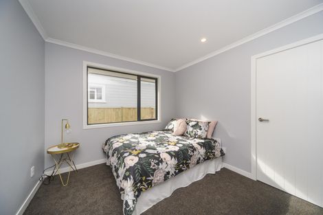 Photo of property in 18 Raglan Avenue, Cloverlea, Palmerston North, 4412