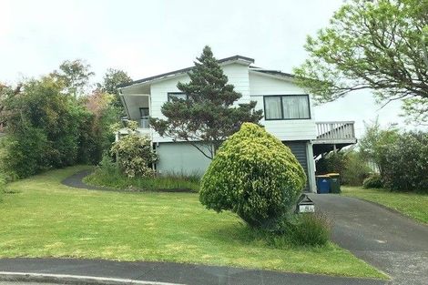 Photo of property in 5 Camilla Grove, Totara Vale, Auckland, 0629