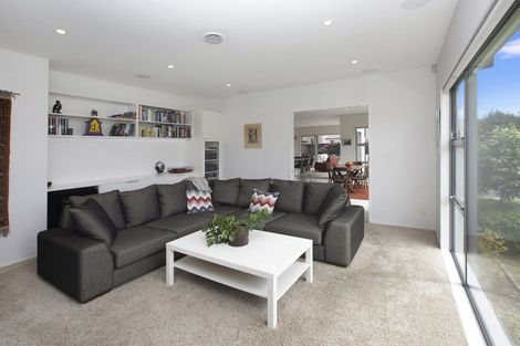 Photo of property in 2 Matisse Place, Burnside, Christchurch, 8053