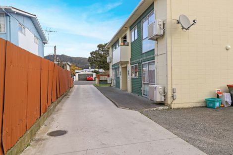 Photo of property in 102 Martin Street, Wallaceville, Upper Hutt, 5018