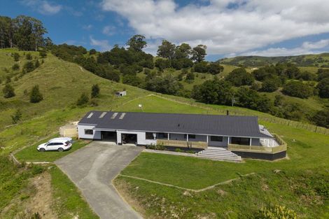 Photo of property in 55 Harrington Road, Muriwai, Gisborne, 4072