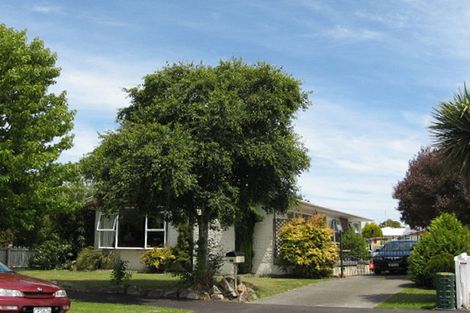 Photo of property in 21 Eglinton Street, Avondale, Christchurch, 8061