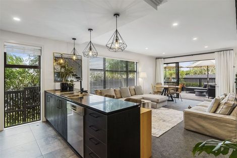 Photo of property in 122a Moore Street, Howick, Auckland, 2014