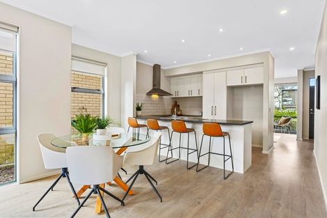 Photo of property in 4 Vincent Lane, Hobsonville, Auckland, 0616