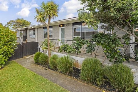 Photo of property in 1/7 Addison Drive, Glendene, Auckland, 0602