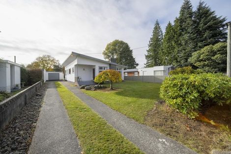 Photo of property in 16 Bligh Street, Te Anau, 9600