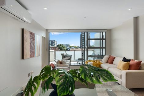 Photo of property in Maison Apartments, 307/16 Huron Street, Takapuna, Auckland, 0622