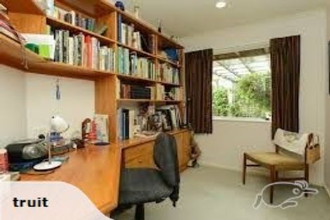 Photo of property in Busby Hill, Havelock North, 4130