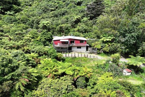 Photo of property in 1721a Akatarawa Road, Akatarawa Valley, Upper Hutt, 5372