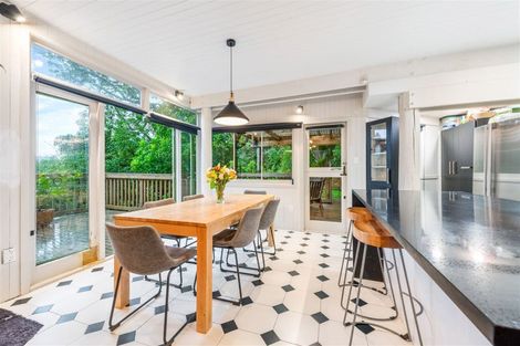 Photo of property in 40 Tanekaha Road, Titirangi, Auckland, 0604