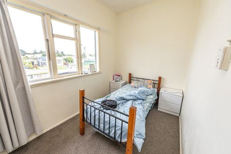 Photo of property in 16 Aotea Street, Castlecliff, Whanganui, 4501
