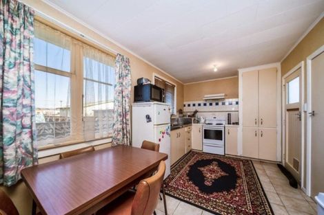 Photo of property in 53 Burns Street, Hawera, 4610