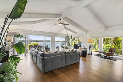 Photo of property in 2 Manurere Avenue, Takapuna, Auckland, 0622