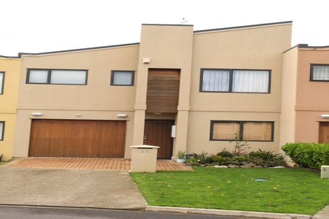 Photo of property in 22 Puma Drive, Golflands, Auckland, 2013