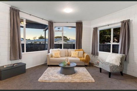Photo of property in 26 Oratu Place, Manurewa, Auckland, 2102