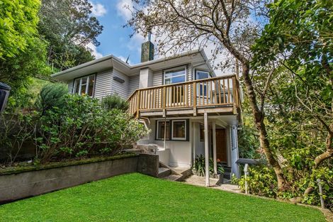 Photo of property in 9 Karachi Crescent, Khandallah, Wellington, 6035