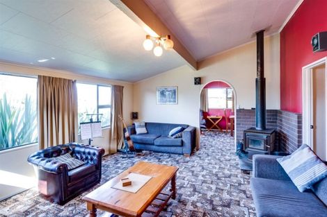 Photo of property in 2 Lannie Place, Greenmeadows, Napier, 4112