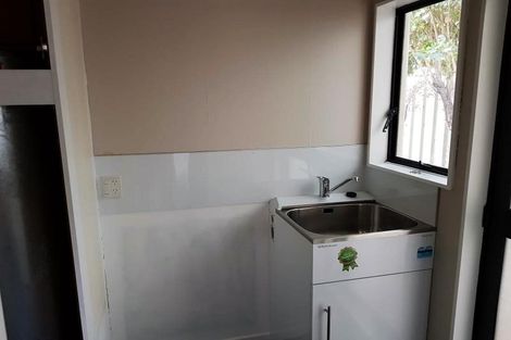 Photo of property in 21 Dahlstrom Grove, Kelvin Grove, Palmerston North, 4414