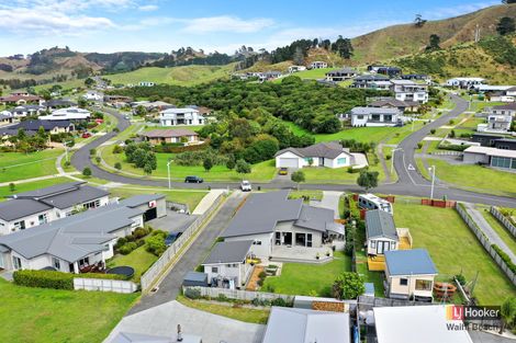 Photo of property in 15 Browns Drive, Waihi Beach, 3611