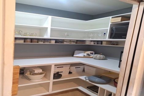 Photo of property in 17 Thomas Street, Stokes Valley, Lower Hutt, 5019