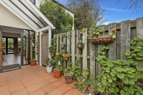 Photo of property in 84a Hinau Street, Riccarton, Christchurch, 8041