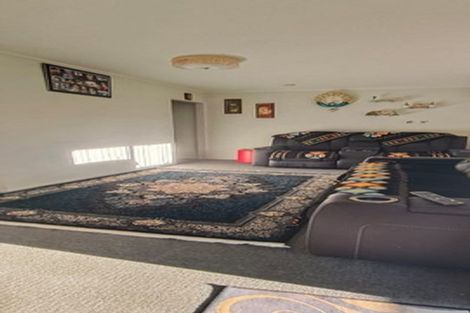 Photo of property in 2/25 Takanini Road, Takanini, 2112
