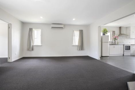 Photo of property in 7 Kamara Road, Glen Eden, Auckland, 0602