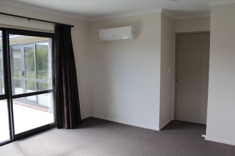 Photo of property in 7 Trauzer Place, Flagstaff, Hamilton, 3210