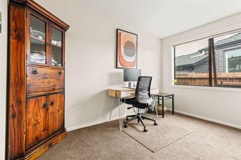 Photo of property in 16a Wharf Road, Te Atatu Peninsula, Auckland, 0610
