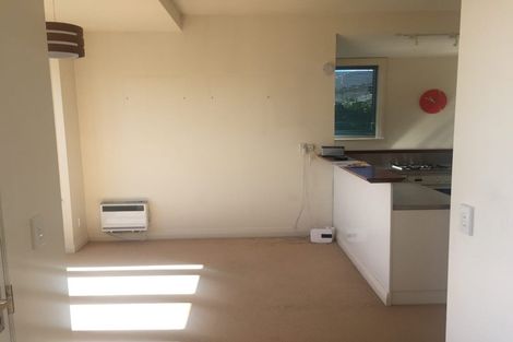 Photo of property in 82 Moana Road, Kelburn, Wellington, 6012